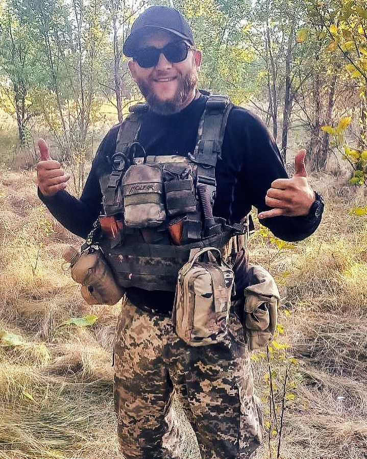 Відомий співак, який служить у ЗСУ, сказав, що думає про мобілізацію артистів